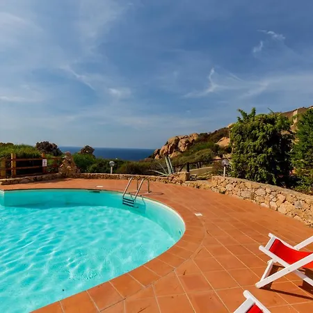 Holiday home Ginepro Rosso Trinita d'Agultu e Vignola